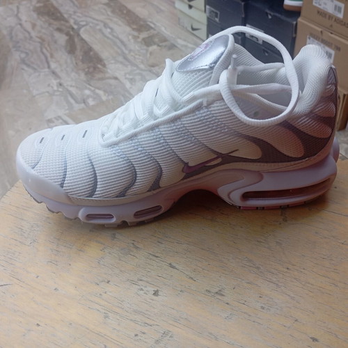 Nike Tn sneakers new, white and pink, athletic style