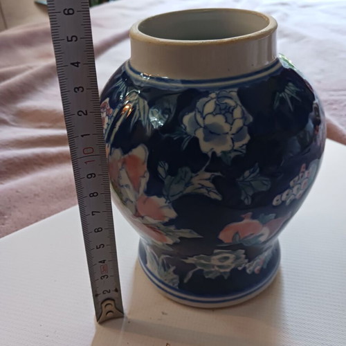 Chinese decorative amphora vase new