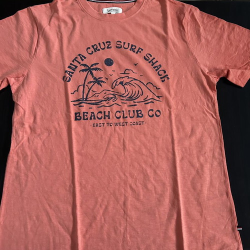 Saltwell T Shirt like new, size L