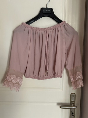 Rose blouse with lace sleeves, size S-M