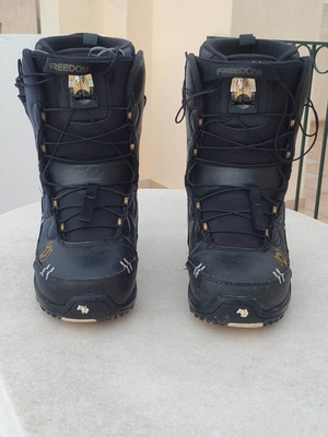 Northwave Freedom SL snowboard boots size 42, black