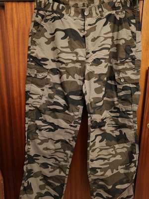 Men's military cargo pants camouflage Schott like new