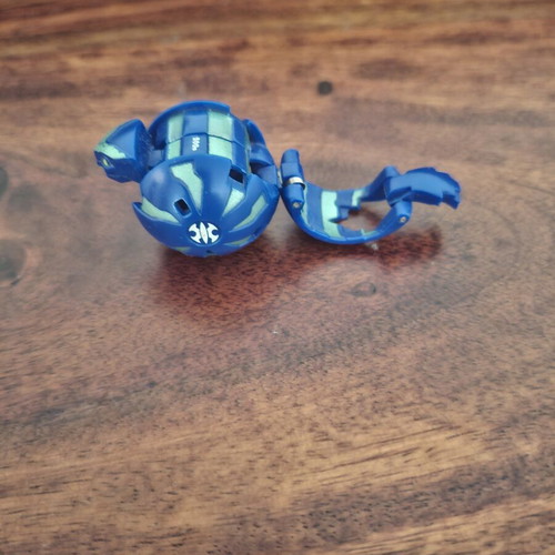 Bakugan Aquos Rattleoid Season 1 500G Classic Rare like new