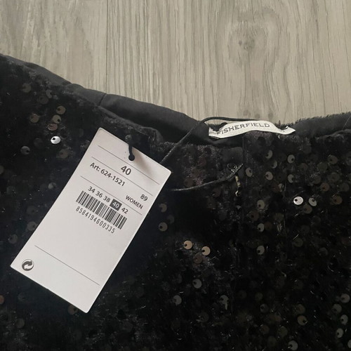 Women's sequin shorts new, black, sizes M and L