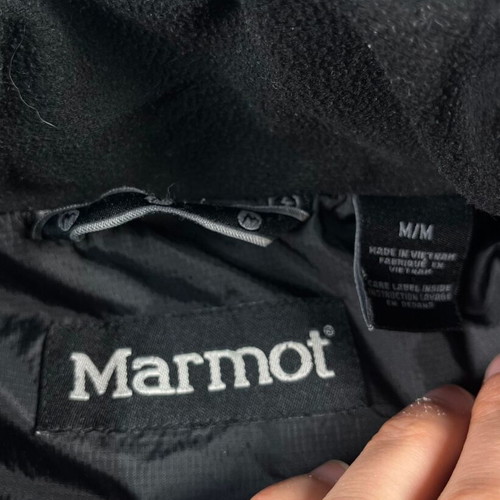 Marmot Quilted Puffer Jacket men's jacket like new, size M, black