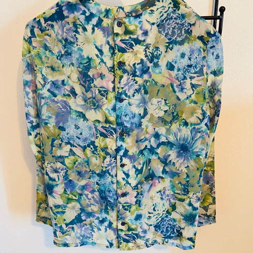 Vintage women's blouse 70s like new, multicolored