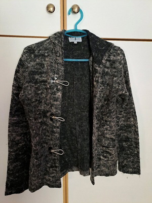 Ilia wool jacket like new, size 2, black and gray