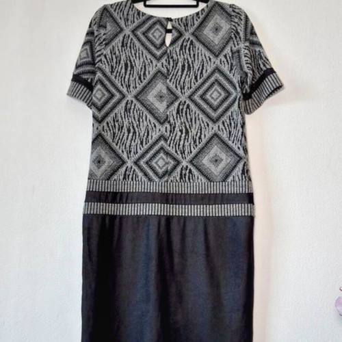 Raxevsky winter dress size M, black and grey jacquard knit