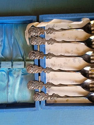 Σετ αντίκα πιρουνάκια 6τμχ silver plated μεταχειρισμένα