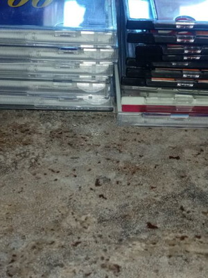 CD cases like new, pack of 17, empty