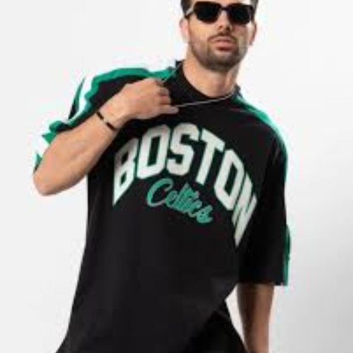 Boston Celtics T-shirt like new, size XS