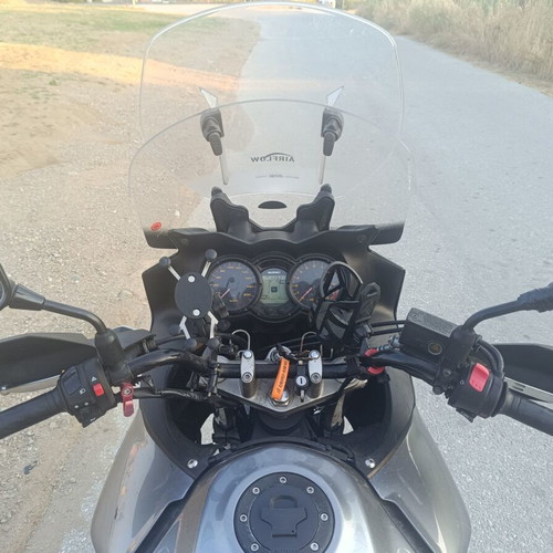 Suzuki V-Strom DL 650 almost like new, 650 cc, silver