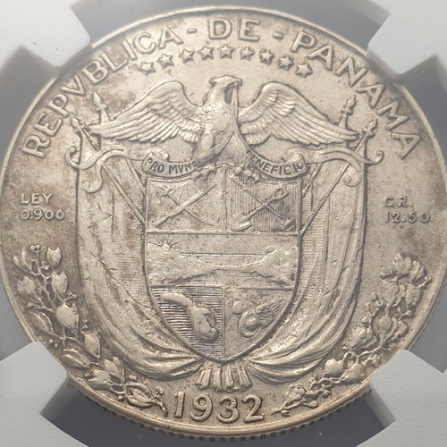 Panama 1/2 Balboa 1932 silver coin new