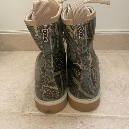 Slytherin boots new, size 40, green