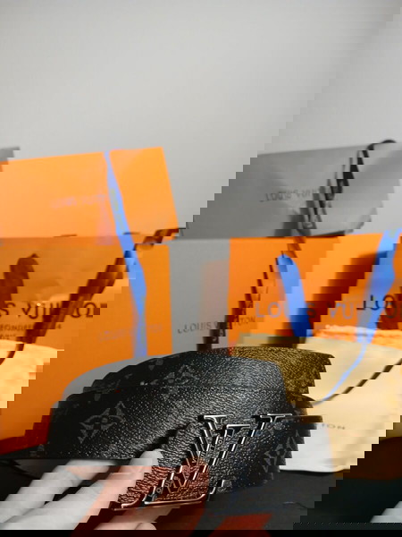 Louis Vuitton ζώνη