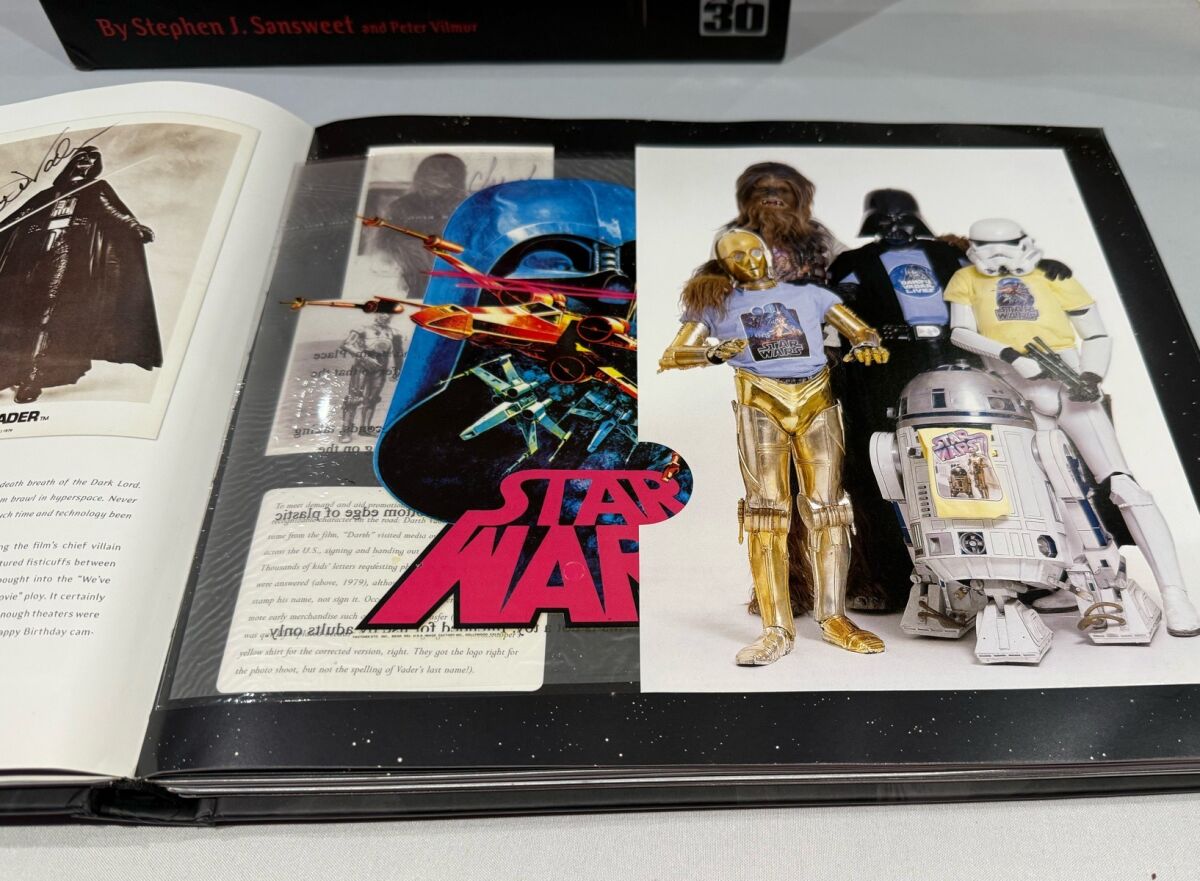 Star Wars Vault new, 30 years of… - € 65,00 - Vendora.cy