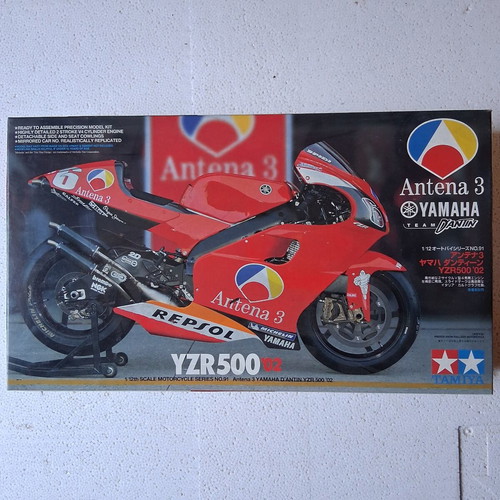 Yamaha YZR500 '02 plastic model by Tamiya, unused, scale 1/12