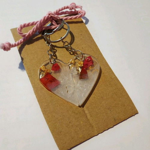 Heart keychain handmade from resin with gold leaves and rose petals made to order