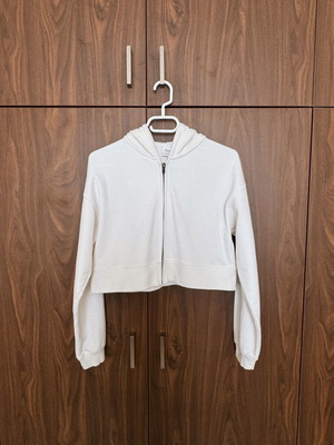 Zara cropped zip-up hoodie in white