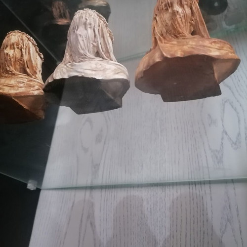 Sculptures set of 4 new, plaster and acrylic