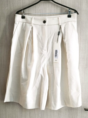Vassia Kostara Bermuda new, beige, size large