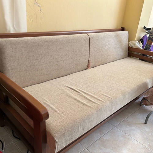 Baule sofa like new in excellent condition