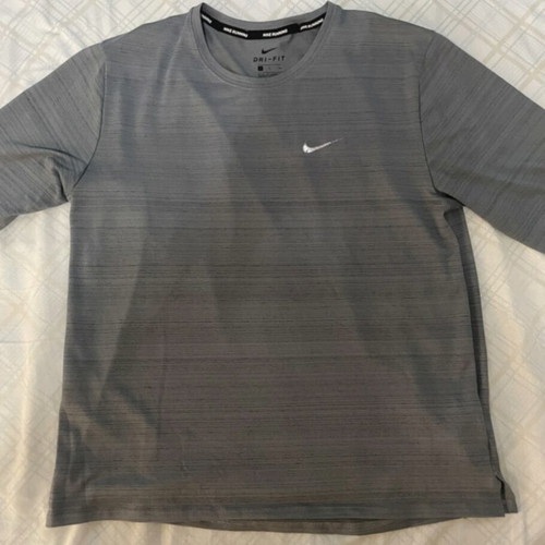 Nike gray isothermal shirt size S used