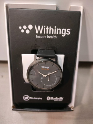 Withings smart watch like new, waterproof 50m, tracks steps and sleep