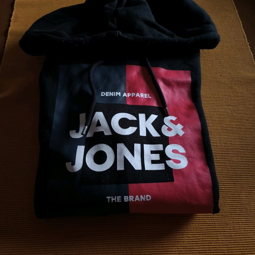 Jack & Jones men's hoodie No M used, black and red
