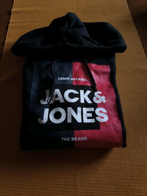 Jack & Jones men's hoodie No M used, black and red