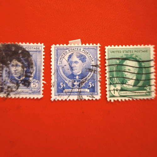 American stamps like new, set of 3 with portraits and hinge
