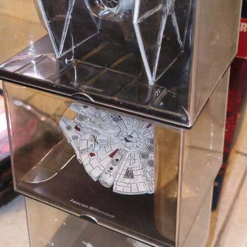 Star Wars Battleships collectible figures new with gift Darth Vader collectible mug