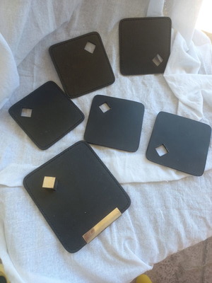 Magnetic Coaster Set of 5 with Base, Like New, Minimal Design