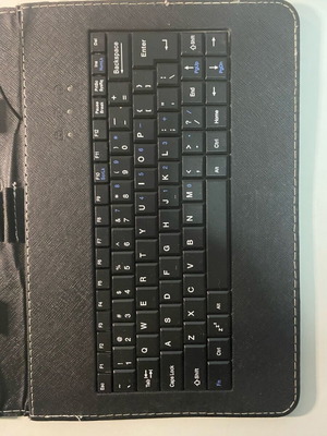 Tablet keyboard 10” like new