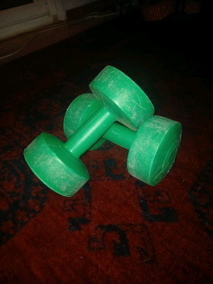 Trikila dumbbells used, green color