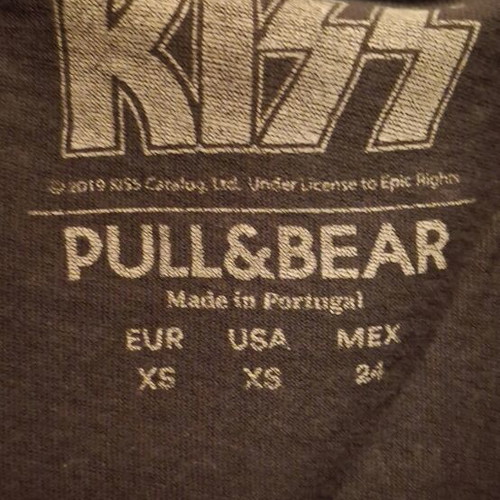 KISS Pull & Bear T-shirt used, size XS, multicolor