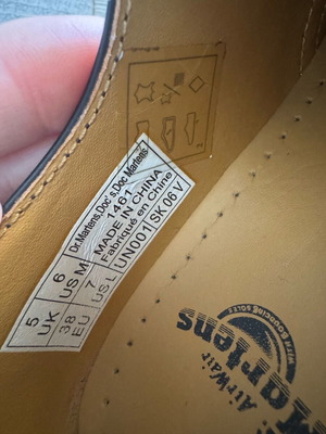 Dr. Martens 1461 smooth leather oxford shoes like new, size 38
