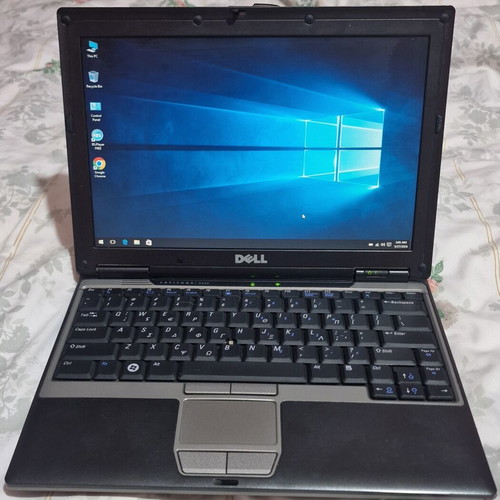 Dell Latitude D430 laptop, Intel U7600, Windows 10, 14-inch screen