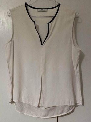 Top Mango Suit Collection white with dark blue details, new, size S
