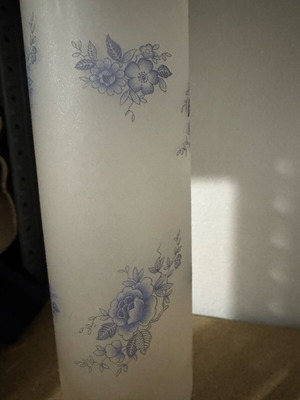 Two decorative vases like new