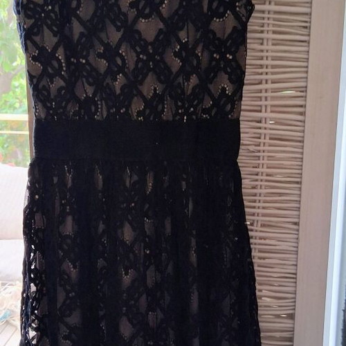 Italian midi dress with black lace and nude lining XS like new