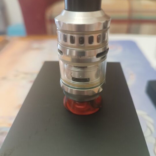GeekVape P Sub Ohm Tank like new, 5ml capacity