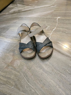 Πέδιλα Parex σαν καινούργια, νούμερο 36