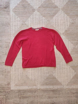 Sfera knitted blouse size 9-10, like new, red