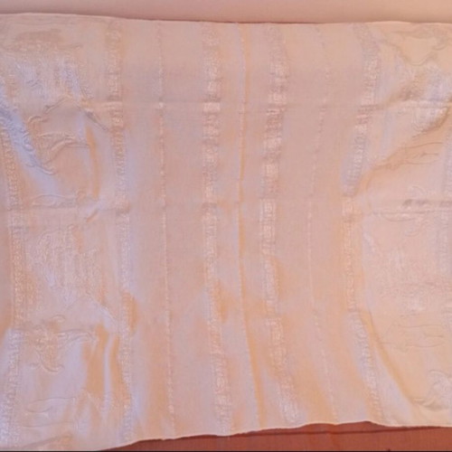Tablecloth from Cyprus like new, 1.10×0.85m