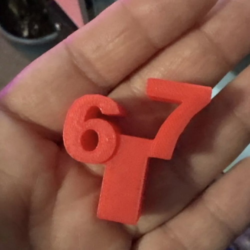 67 Six Seven trend accessory for pencil and pen like new
