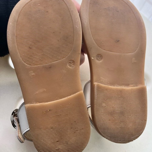 Babywalker baptism sandals size 24 like new, beige and pink