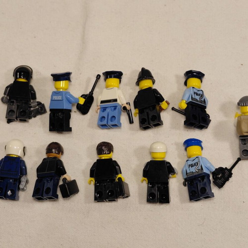 LEGO City police figures, set