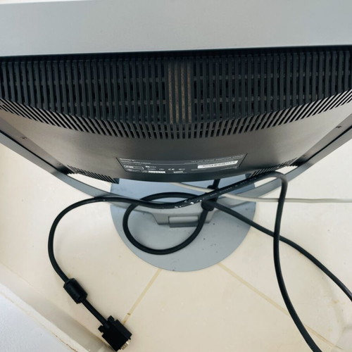 Sony PC Monitor SDM-HS94P used TFT LCD color display