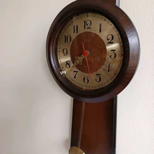 Battery Pendulum Wall Clock like new